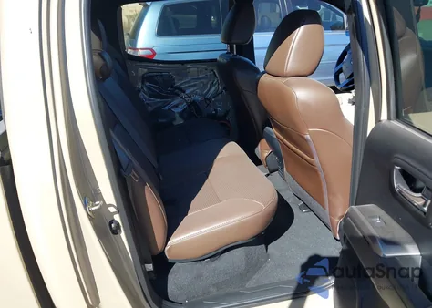 2019 Toyota Tacoma Limited z USA, uszkodzony, nr VIN 3TMGZ5AN4KM227171